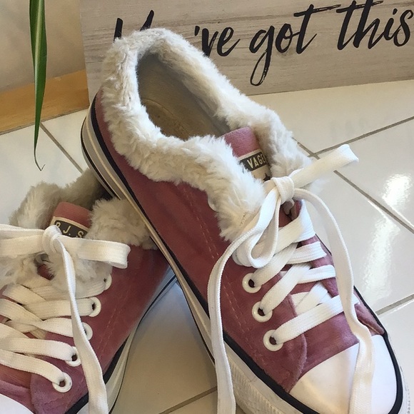 ‘PJ Salvage’ Dusty Rose Velour w/ Faux Fur Sneakers - Picture 2 of 7